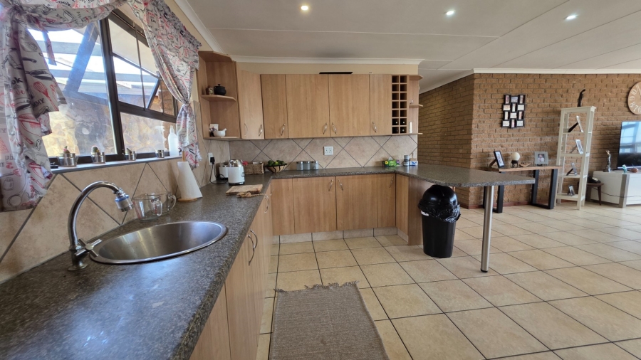3 Bedroom Property for Sale in De Bakke Western Cape